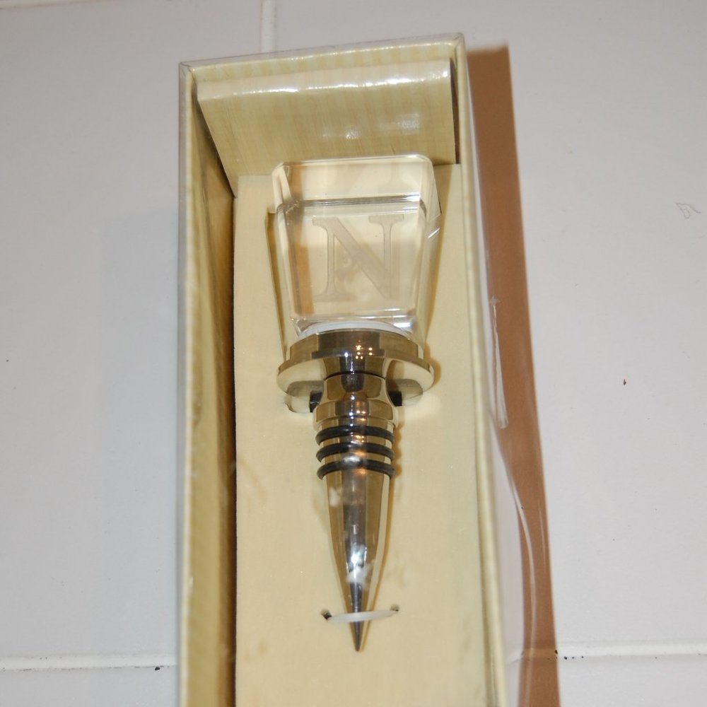 Crystal Bottle Stopper Initial N. New in Box